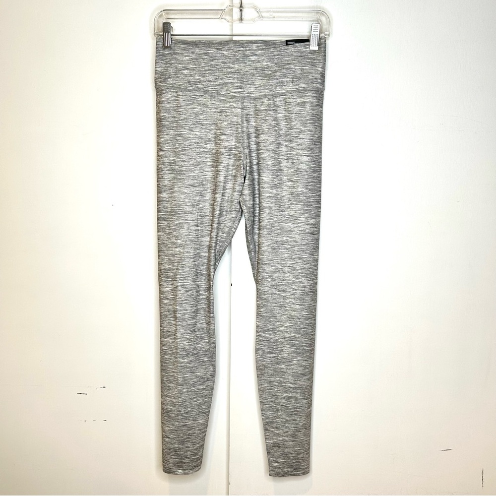 Nike One Luxe Tight Fit Mid Rise Full Length Leggings